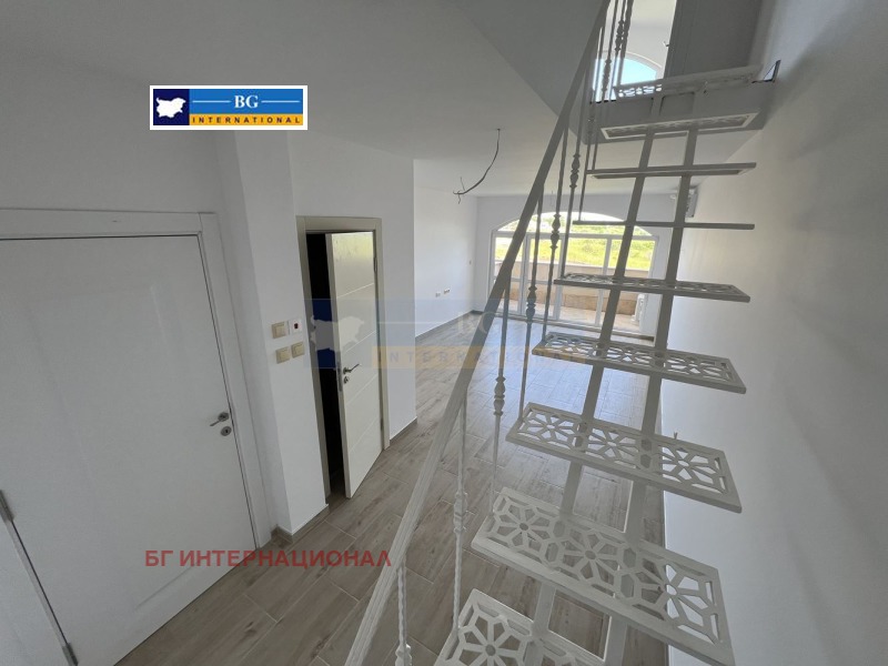 Till salu  2 sovrum region Burgas , Tjernomorec , 99 kvm | 46672142 - bild [2]
