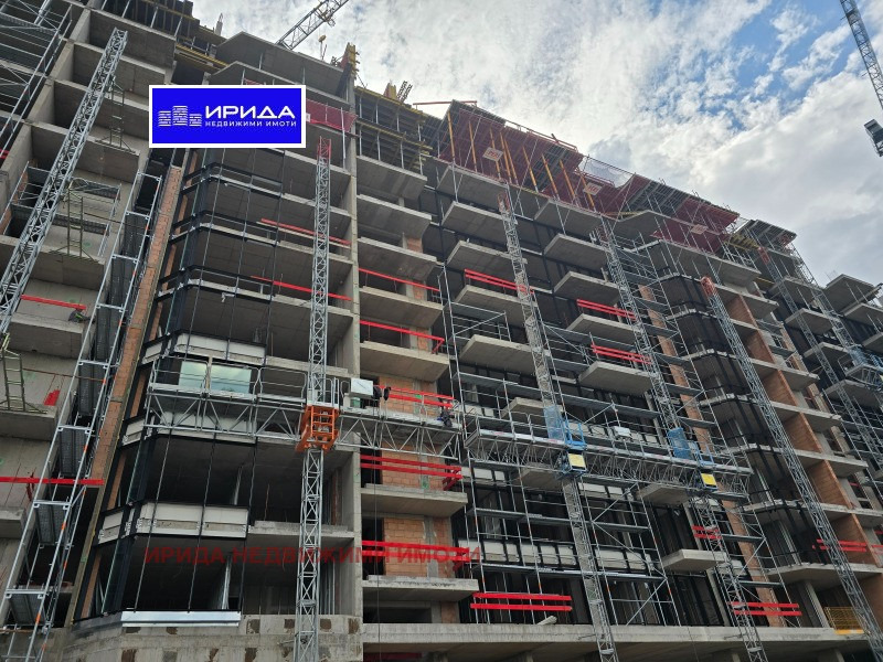 Продава 3-СТАЕН, гр. София, Оборище, снимка 2 - Апартаменти - 53369964