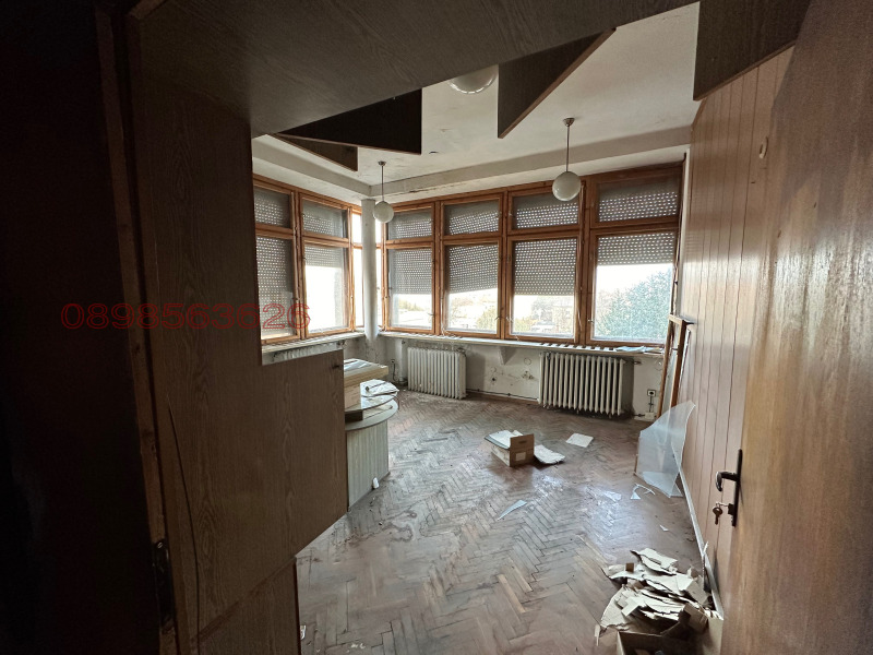 Продава  Многостаен област Враца , гр. Мездра , 302 кв.м | 40824427 - изображение [4]