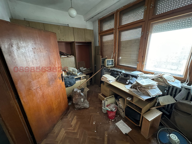 Продава  Многостаен област Враца , гр. Мездра , 302 кв.м | 40824427 - изображение [8]