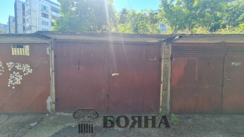 Na sprzedaż  Garaż Ruse , Drużba 3 , 20 mkw | 81485901