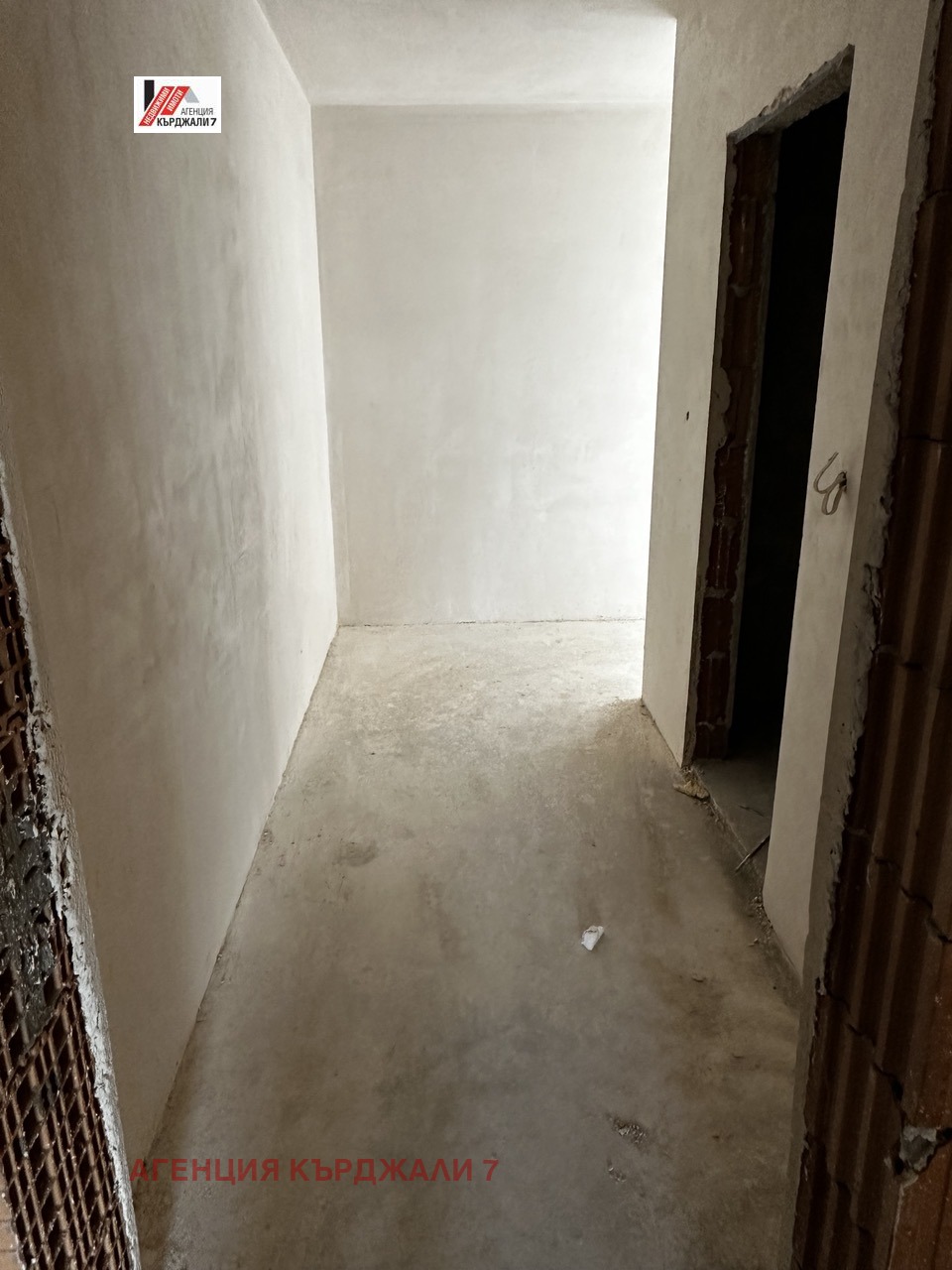Продава 2-СТАЕН, гр. Кърджали, Център, снимка 6 - Апартаменти - 55610650