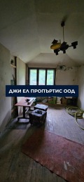 Продава КЪЩА, гр. Перник, Църква, снимка 8