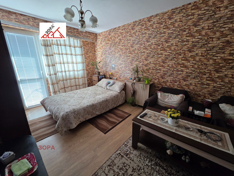 Продава  1-стаен град Враца , Дъбника , 42 кв.м | 14012391