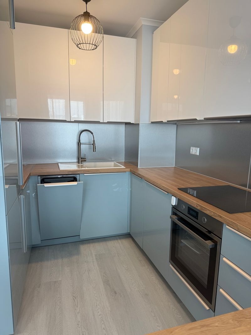 Продается  1 спальня Варна , к.к. Св.Св. Константин и Елена , 68 кв.м | 89971839 - изображение [2]