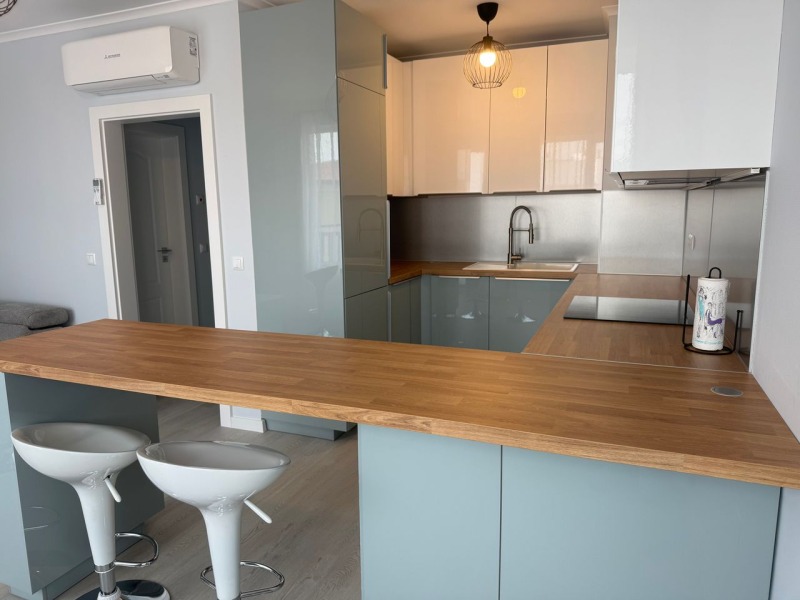 Продается  1 спальня Варна , к.к. Св.Св. Константин и Елена , 68 кв.м | 89971839 - изображение [3]