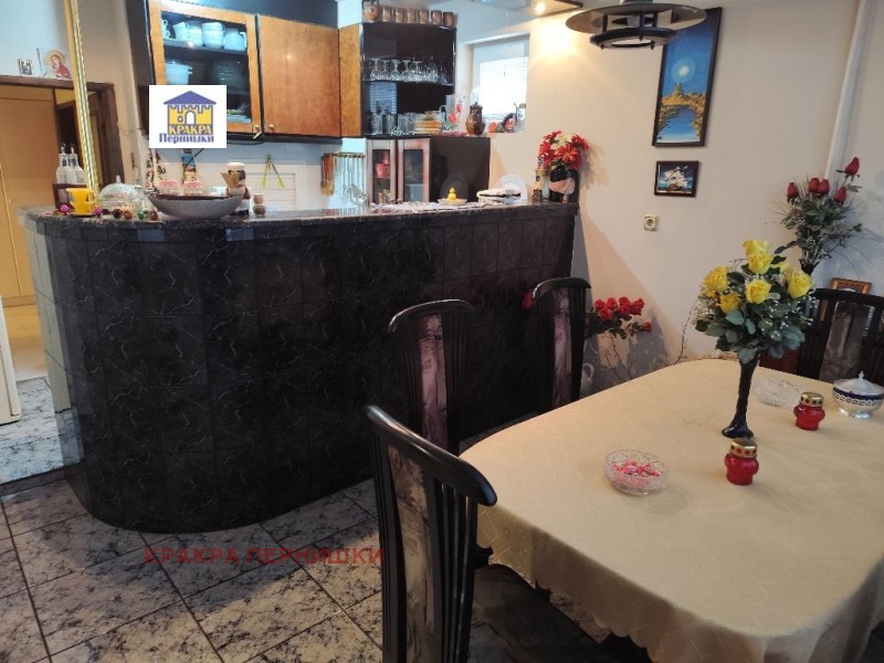 Satılık  1 yatak odası Pernik , Iztok , 65 metrekare | 74189667 - görüntü [3]