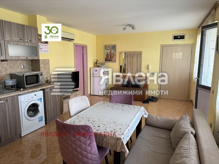 Продава 2-СТАЕН, гр. Варна, Левски 2