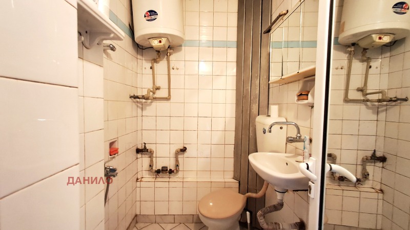 Te koop  2 slaapkamers Veliko Tarnovo , Tsentar , 69 m² | 72032685 - afbeelding [8]