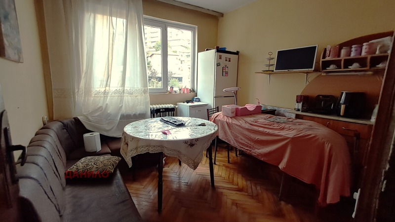 Te koop  2 slaapkamers Veliko Tarnovo , Tsentar , 69 m² | 72032685 - afbeelding [4]