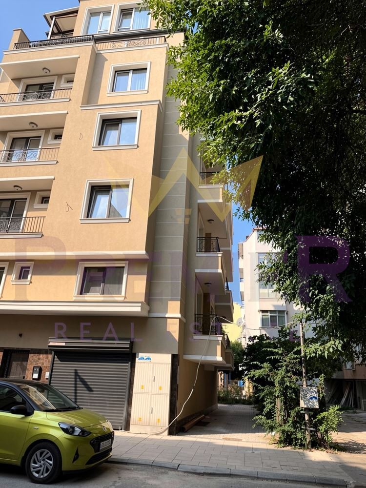 Продава 3-СТАЕН, гр. Пловдив, Младежки Хълм, снимка 2 - Апартаменти - 55802410