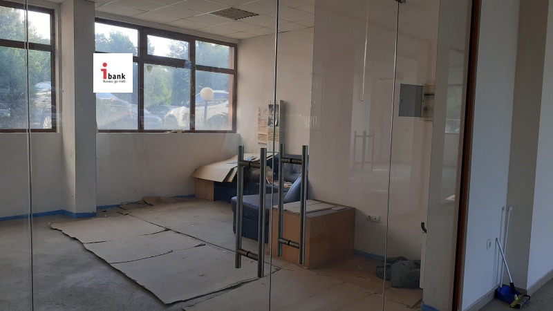 Na prodej  Prodejna Sofia , Ljulin 10 , 116 m2 | 74931984 - obraz [2]