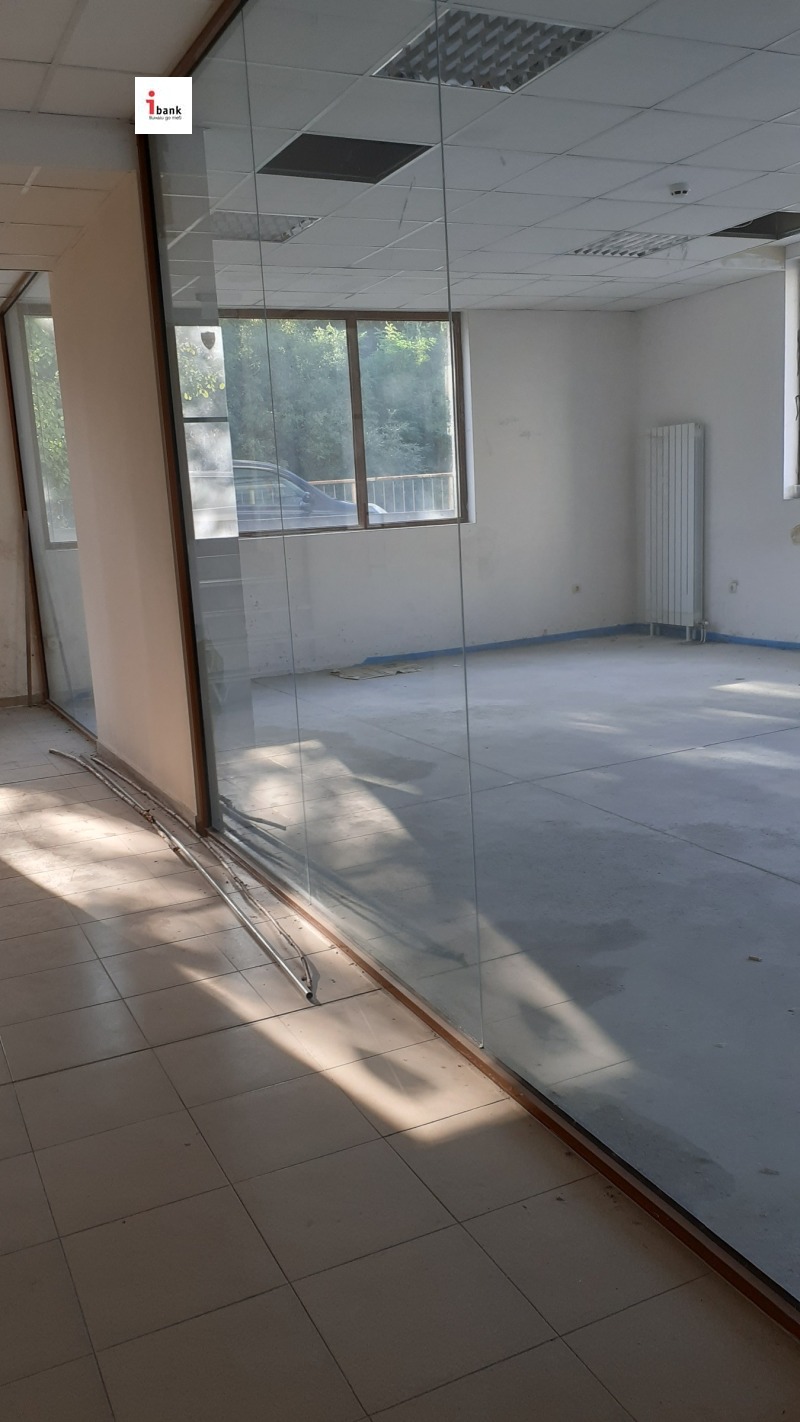 Na prodej  Prodejna Sofia , Ljulin 10 , 116 m2 | 74931984 - obraz [3]