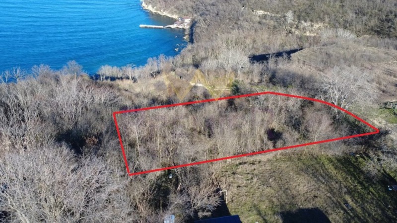 Продава ПАРЦЕЛ в град Варна, Галата - 640 кв.м / 55 000 € » 107 570.65 лв., ИМОТИ ПРЕМИЕР