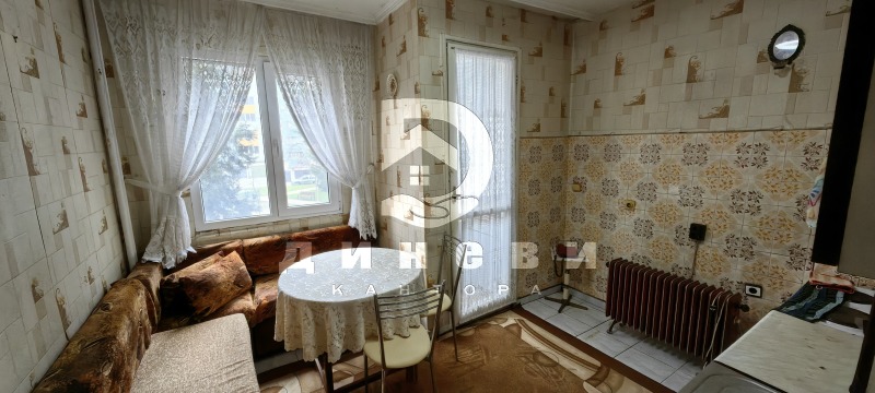 Продава 3-СТАЕН, гр. Стара Загора, Опълченски, снимка 3 - Aпартаменти - 45512075