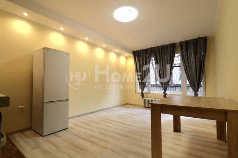 Продава 3-СТАЕН, гр. София, Медицинска академия