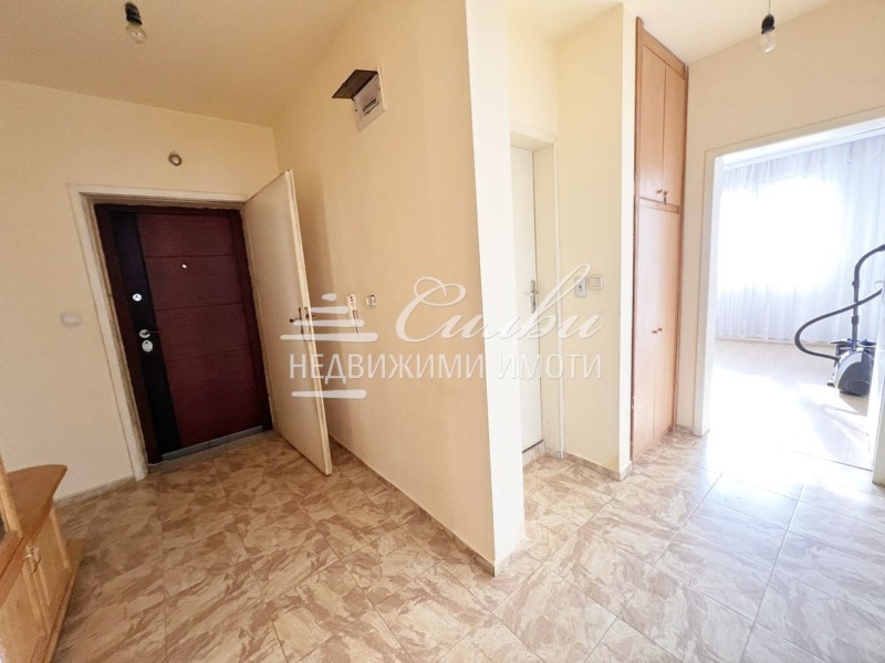 Продава 4-СТАЕН, гр. Шумен, Добруджански, снимка 4 - Апартаменти - 52602339