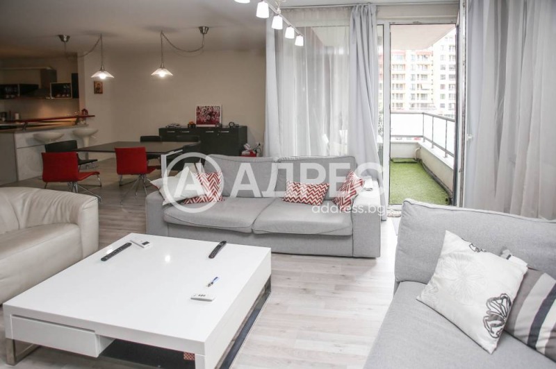 Eladó  3+ hálószoba Sofia , Poligona , 206 négyzetméter | 12940014