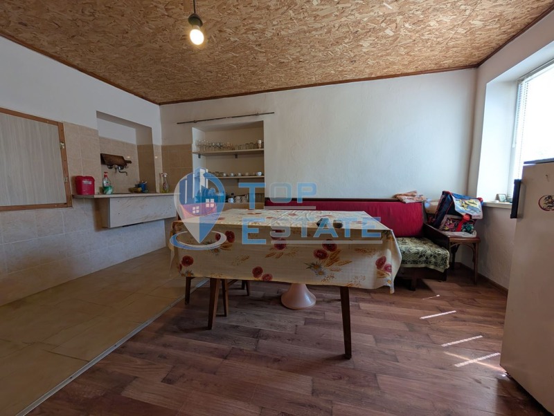 Продава КЪЩА, с. Караисен, област Велико Търново, снимка 11 - Къщи - 51495328