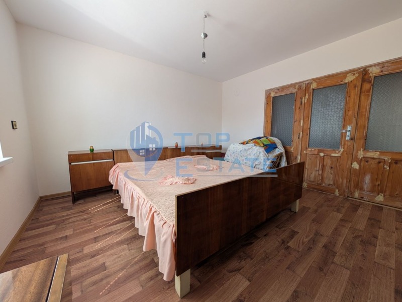 Продава КЪЩА, с. Караисен, област Велико Търново, снимка 6 - Къщи - 51495328