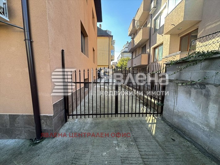 Продава КЪЩА, гр. София, Редута, снимка 3 - Къщи - 54115355