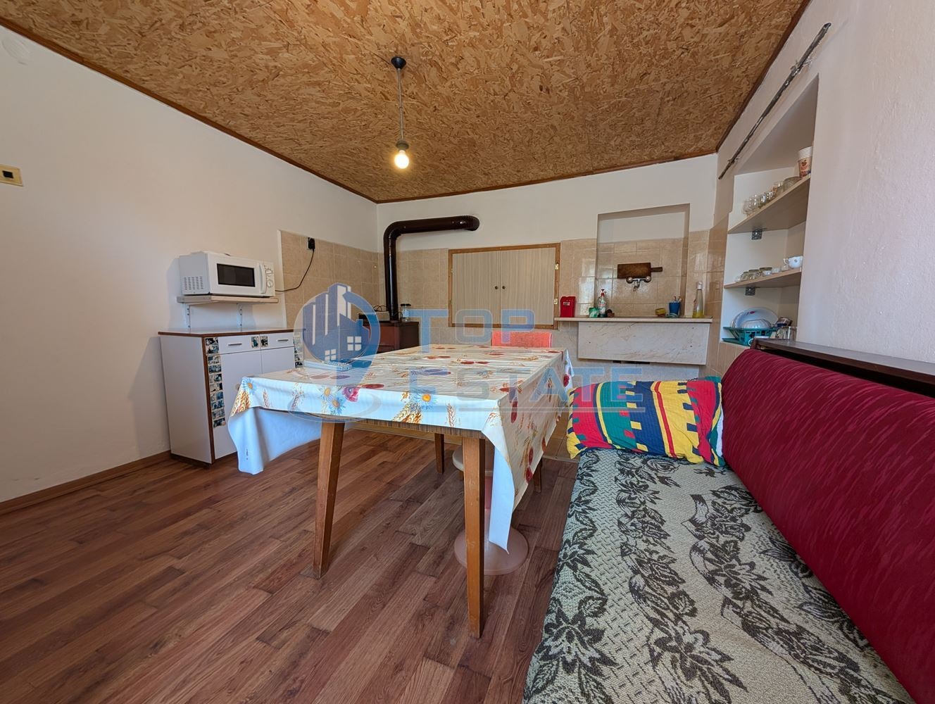 Продава КЪЩА, с. Караисен, област Велико Търново, снимка 2 - Къщи - 51495328