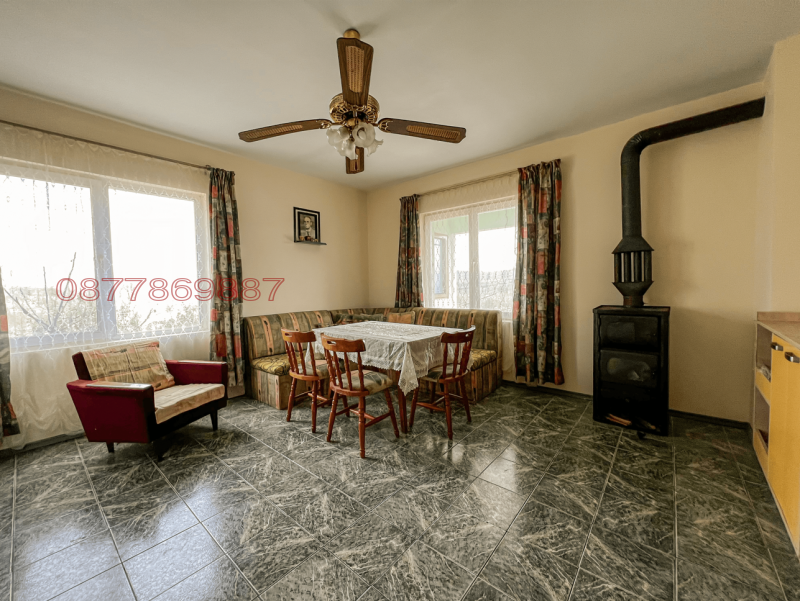 Продава КЪЩА, с. Приселци, област Бургас, снимка 5 - Къщи - 52779712