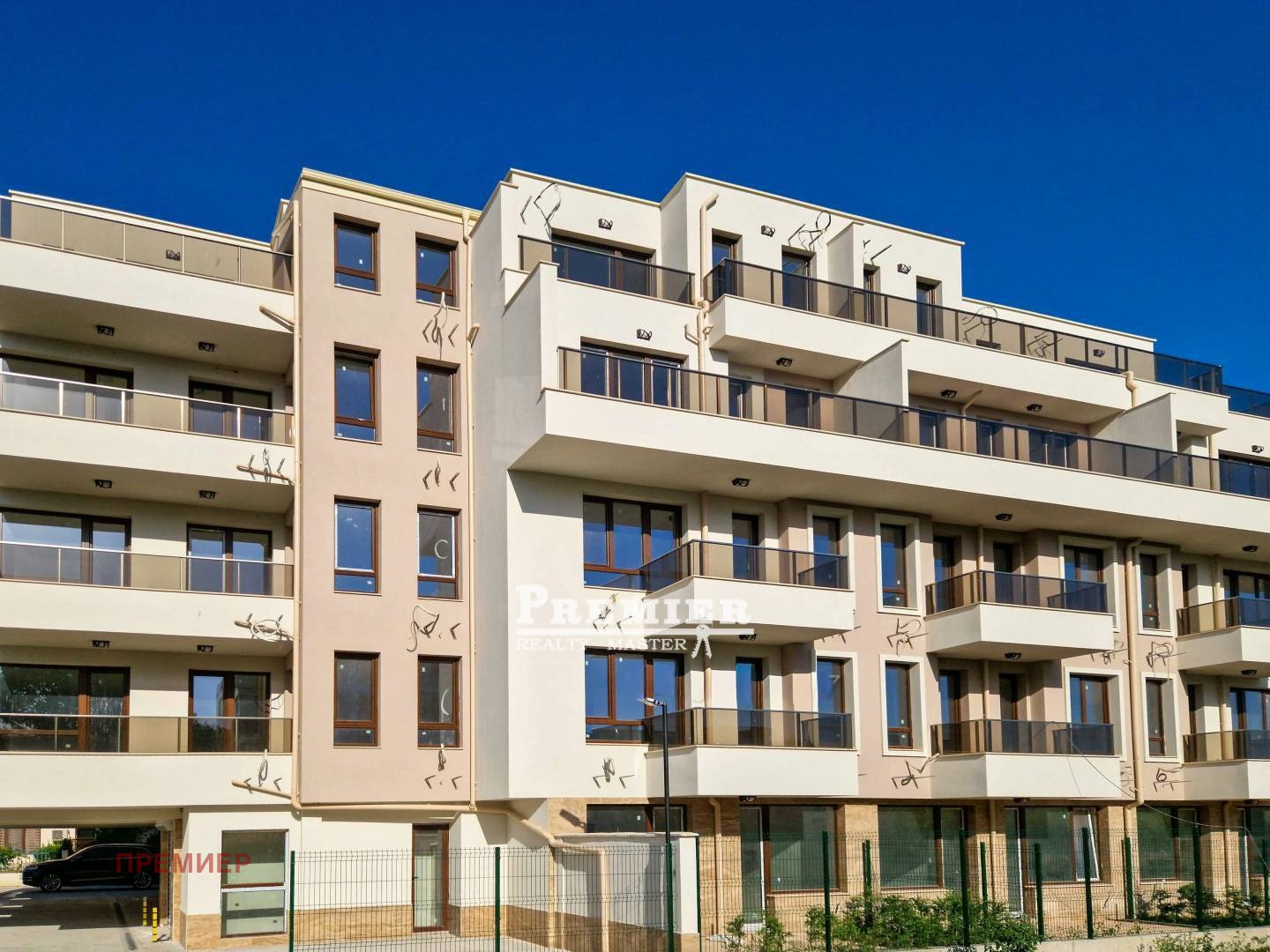 Продава 2-СТАЕН, гр. Бургас, Сарафово, снимка 2 - Апартаменти - 52492778
