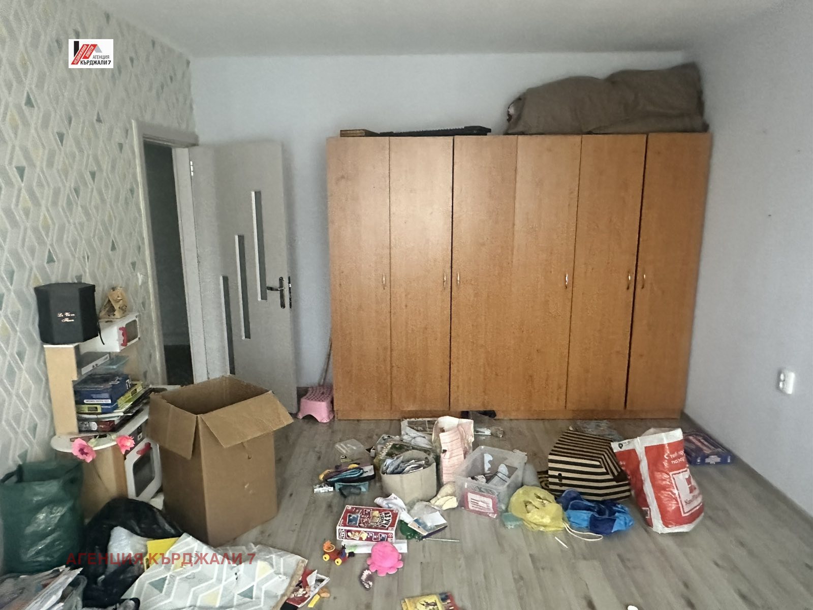 Продава МНОГОСТАЕН, гр. Кърджали, Възрожденци, снимка 6 - Апартаменти - 54119574