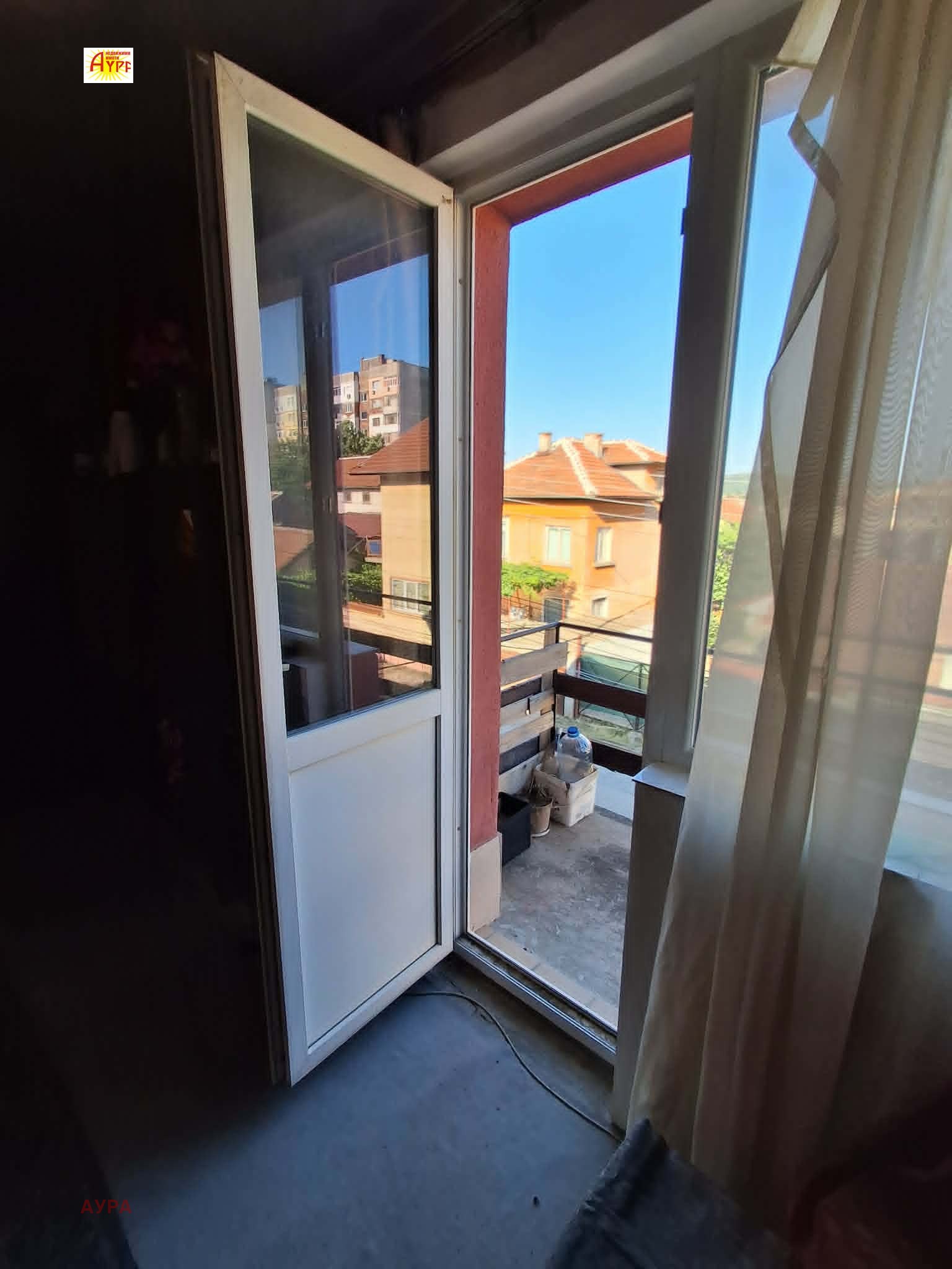 Продава ЕТАЖ ОТ КЪЩА, гр. Враца, Металург, снимка 3 - Етаж от къща - 50888198
