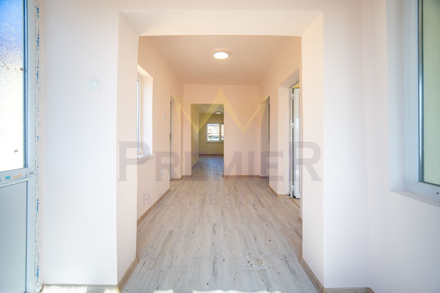 Продава КЪЩА, гр. Шабла, област Добрич, снимка 11 - Къщи - 55840953