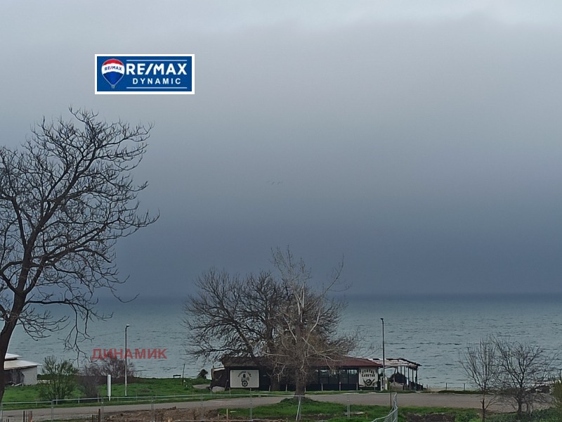 De vânzare  1 dormitor Burgas , Craimorie , 60 mp | 93230067 - imagine [11]