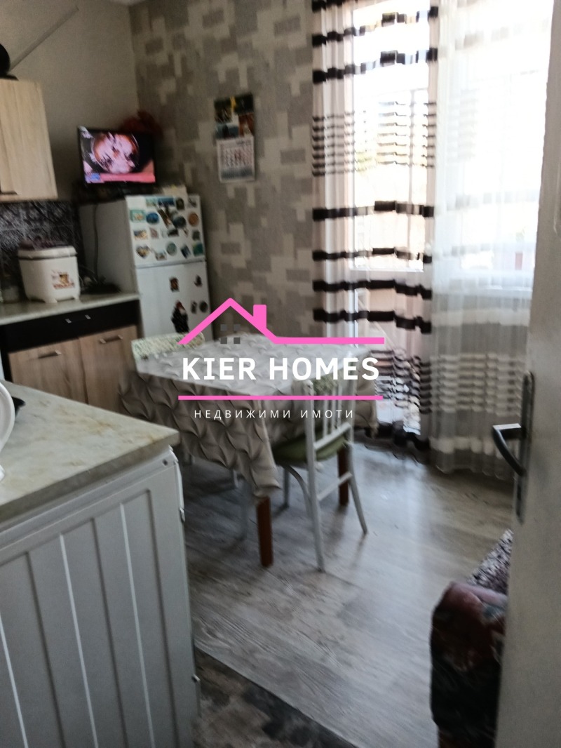 Продава 3-СТАЕН, гр. Чирпан, област Стара Загора, снимка 6 - Апартаменти - 52494202