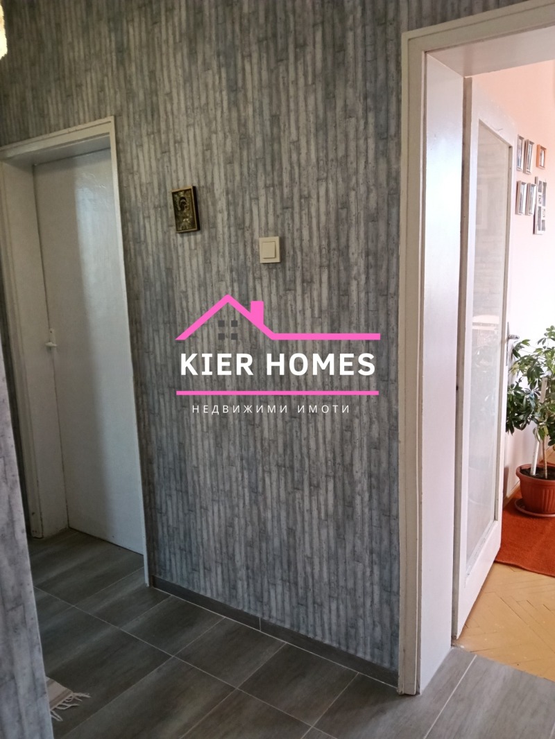 Продава 3-СТАЕН, гр. Чирпан, област Стара Загора, снимка 9 - Апартаменти - 52494202