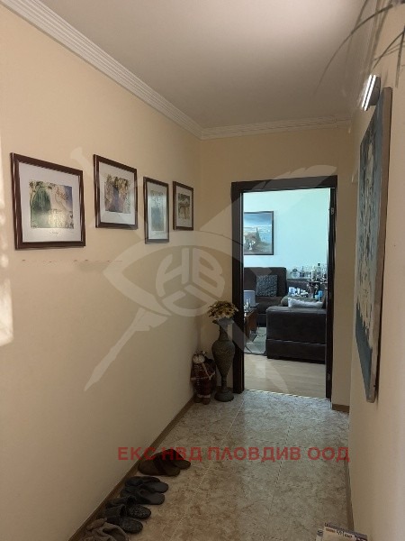 Продава 3-СТАЕН, гр. Пловдив, Изгрев, снимка 3 - Апартаменти - 54611916