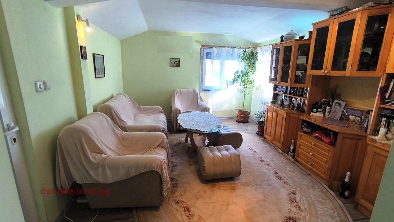 Продава ЕТАЖ ОТ КЪЩА, гр. Русе, Център