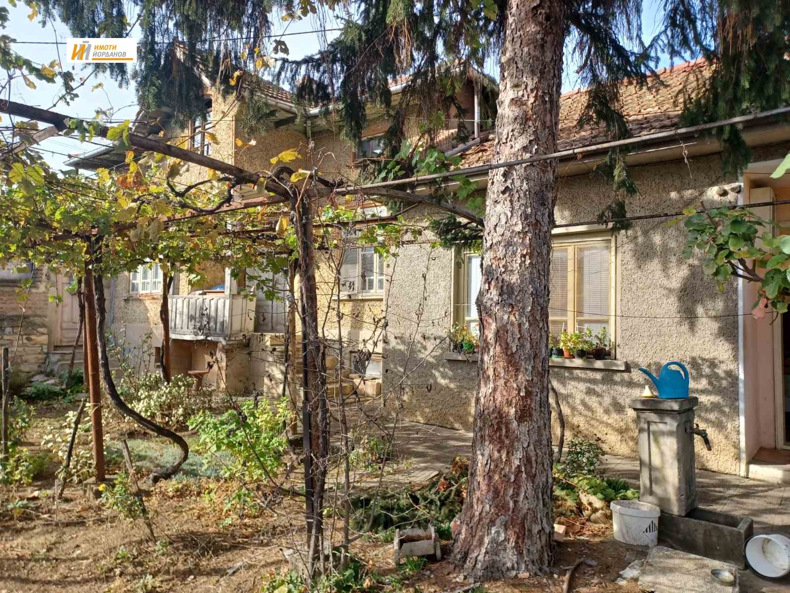 Продава КЪЩА, с. Самоводене, област Велико Търново, снимка 2 - Къщи - 53674909