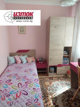 2 Schlafzimmer Ljulin 3, Sofia 8