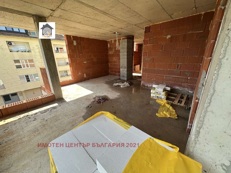 De vânzare  1 dormitor Sofia , Vitoșa , 82 mp | 87638328