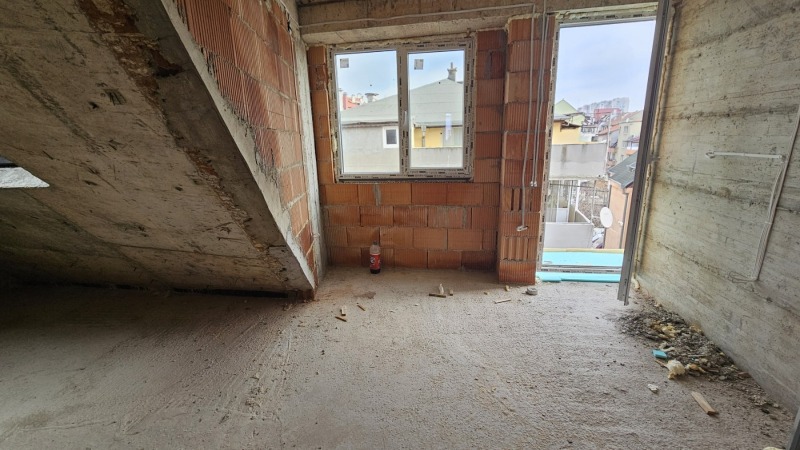 На продаж  1 спальня Варна , Погреби , 76 кв.м | 51684734
