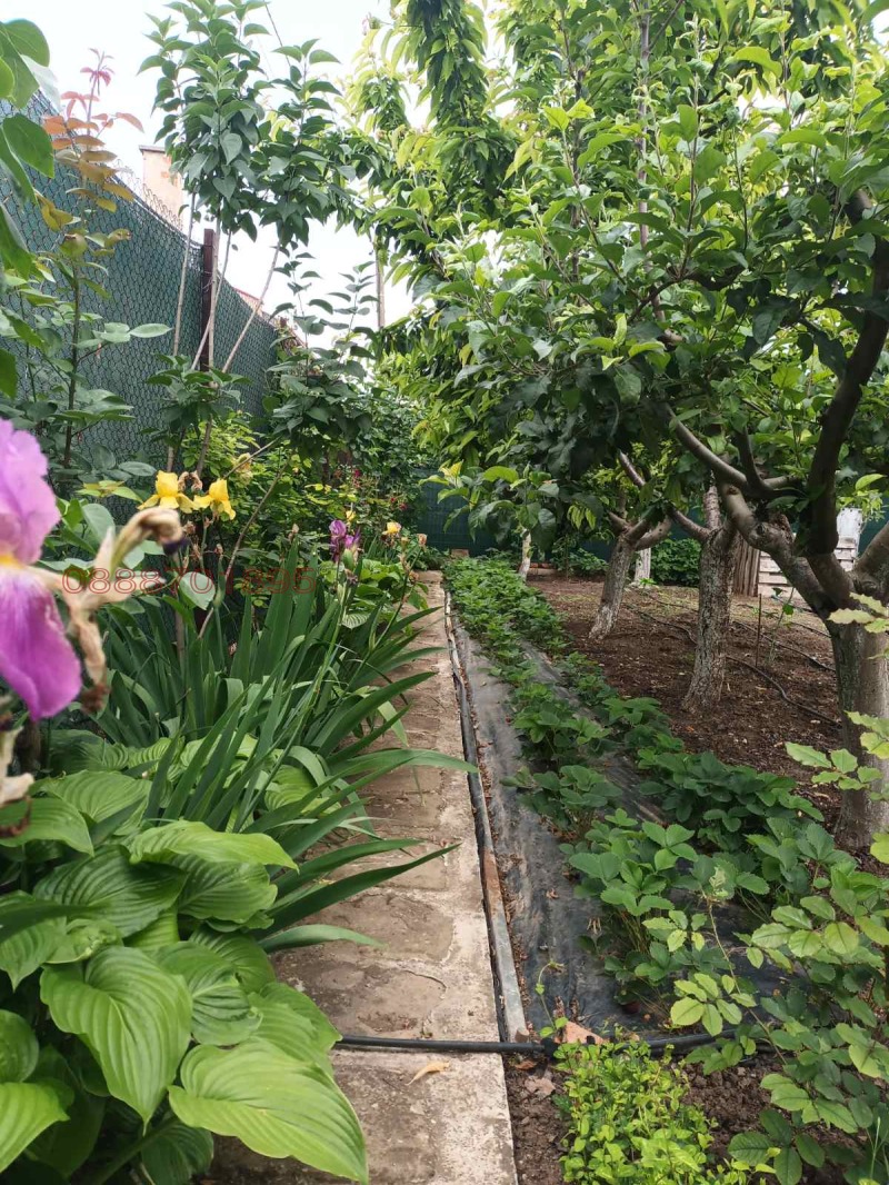 Продава КЪЩА, гр. Ямбол, Промишлена зона, снимка 7 - Къщи - 52780173