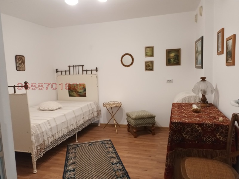 Продава КЪЩА, гр. Ямбол, Промишлена зона, снимка 13 - Къщи - 52780173