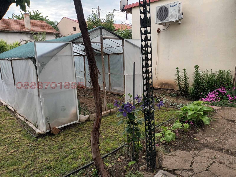 Продава КЪЩА, гр. Ямбол, Промишлена зона, снимка 8 - Къщи - 52780173