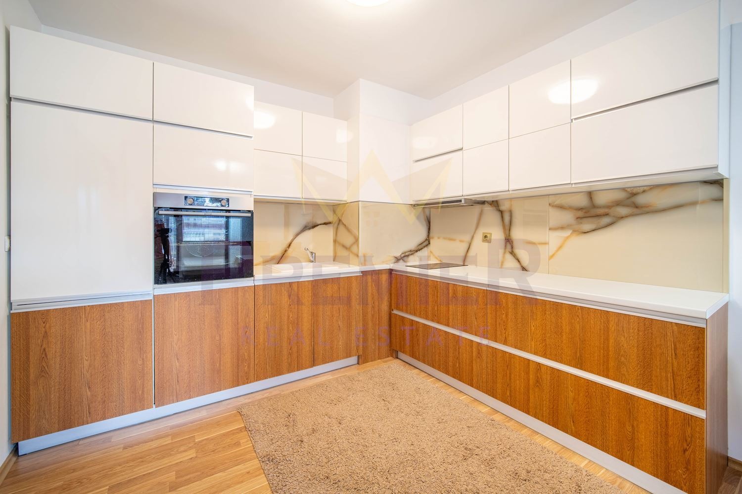 Продава 2-СТАЕН, гр. Варна, Възраждане 1, снимка 2 - Апартаменти - 55190265