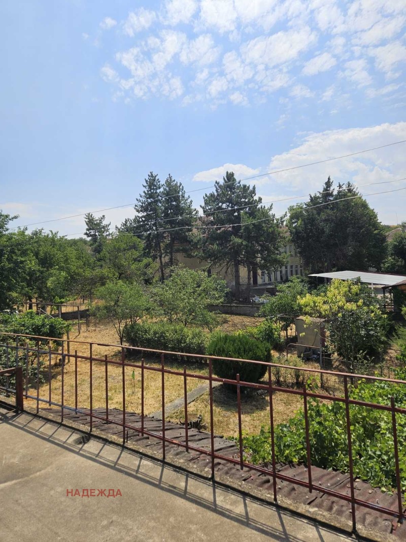 Продава КЪЩА в област Плевен, с. Божурица - 250 кв.м / 49 500 € » 96 813.59 лв., НАДЕЖДА