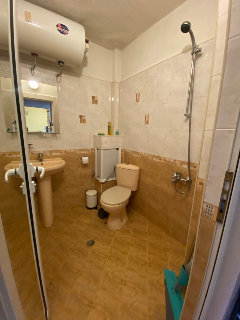 Myytävänä  1 makuuhuone Sofia , Ljulin 10 , 40 neliömetriä | 79210611 - kuva [4]