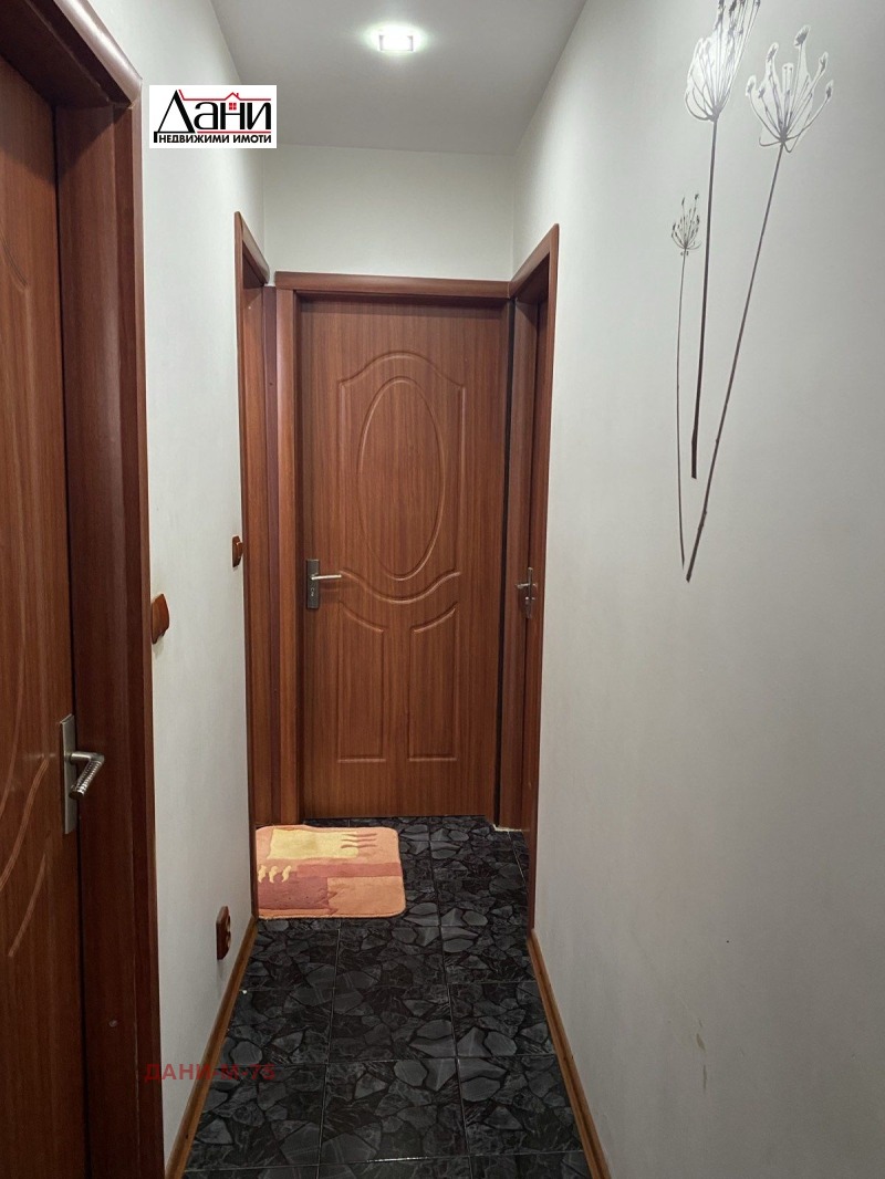 Продава  3-стаен град Шумен , 5-ти полк , 80 кв.м | 44815017 - изображение [2]