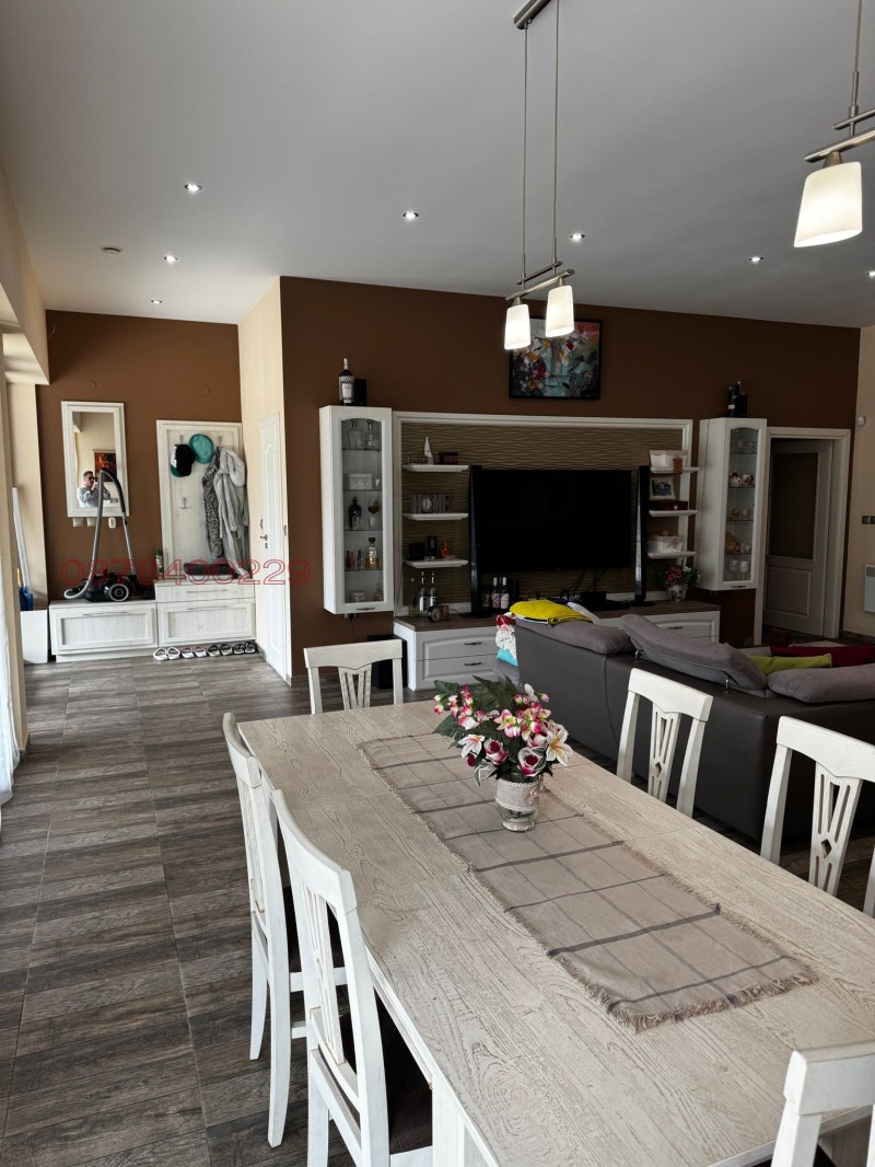 Продава КЪЩА, с. Тотлебен, област Плевен, снимка 11 - Къщи - 53438747