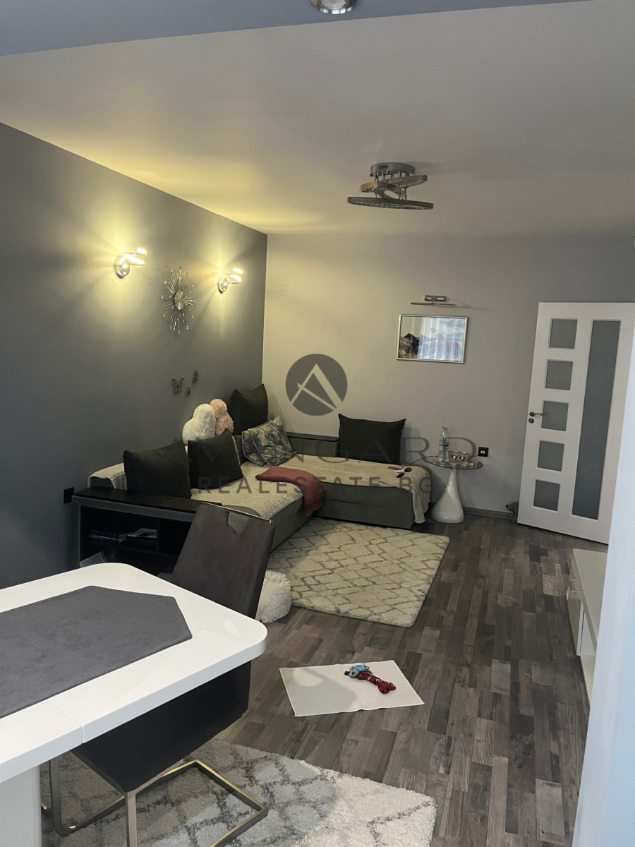 Продава 2-СТАЕН, гр. Пловдив, Кючук Париж