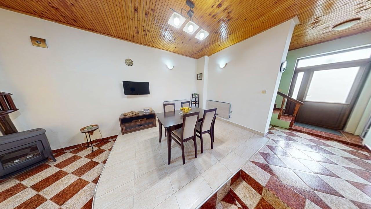 Продава КЪЩА, с. Порой, област Бургас, снимка 4 - Къщи - 53879307